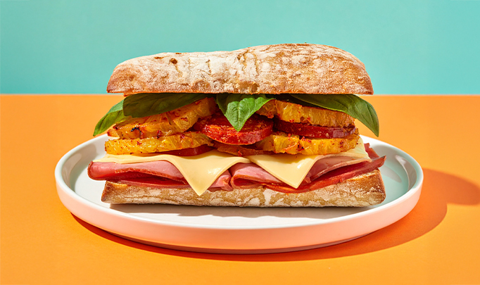 682X405_“Jamón-Capresse-Reloaded”-con-chorizo-y-pesto-de-nuez_Lorenzano.jpg